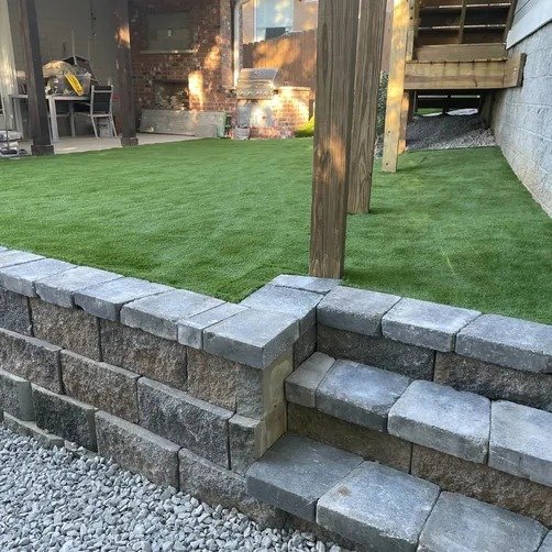 Beyond Price: What to Expect when Working with Retaining Wall Contractors