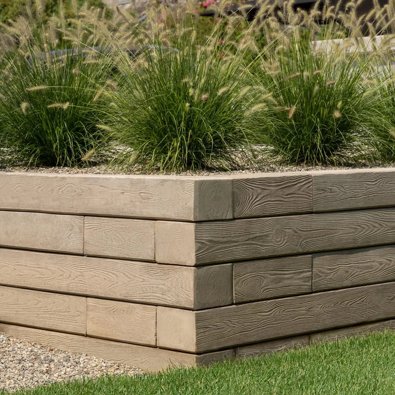 Techo-Bloc Borealis wood-look retaining wall installed by Smarter Scapes in Nashville TN